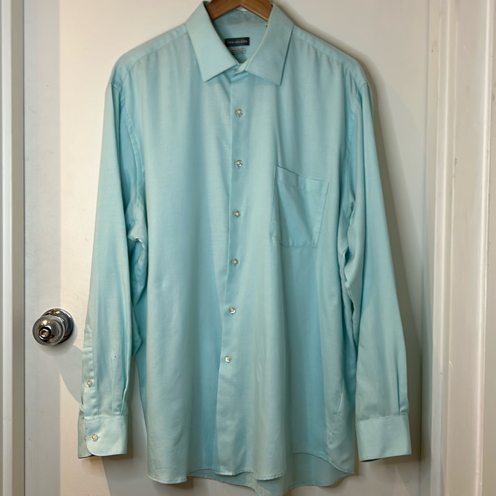 Van Heusen men’s dress shirt size extra large retro blue corpcore wrinkle free